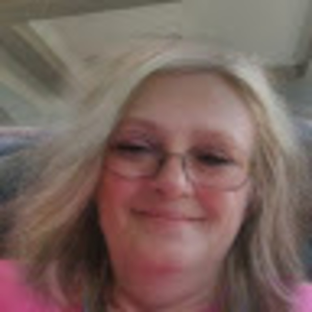 Meet your Posher, Tina